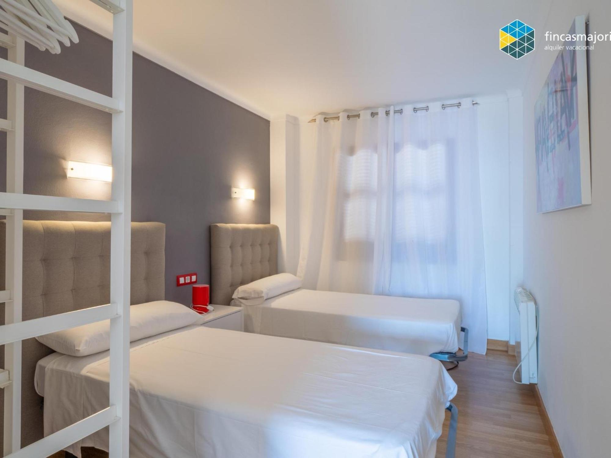 Apto Antic 301 Pax 2 Apartment S'Illot (Mallorca)